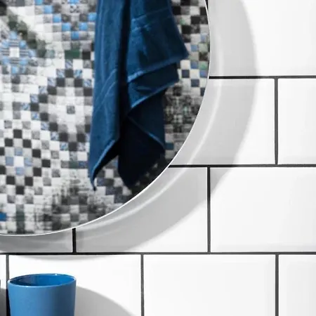 Blue Designer Loft - Noor Apartment *