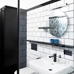 Noor - Blue Designer Loft - Noor * غراتس